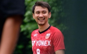 Ngaku Operasi Plastik, Kocaknya Vincent Rompies Sindir Ratna Sarumpaet di 'Tonight Show'
