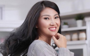 Meski Sudah Sukses, Kegigihan Sarwendah Lanjutkan Pendidikan Bikin Kagum