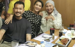 Ratna Sarumpaet Ditetapkan Jadi Tersangka, Atiqah Hasiholan Santai Pamer Foto Bareng Salma