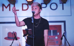 Orangtua Sudah Cerai, Rizky Febian Tetap Beri Ucapan Ultah Hangat untuk Ibunda