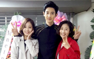 Chanyeol EXO Siap Nyanyi di Acara Pernikahan Kakaknya, Park Yoora