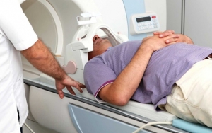  Jenis Pengobatan untuk Mengatasi Kanker limfoma non-Hodgkin: Radioterapi