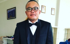 Belum Sebulan Jadi Duda, Sule Keren Pakai Jas Malah 'Dijodohkan' dengan Pesinden Cantik Ini