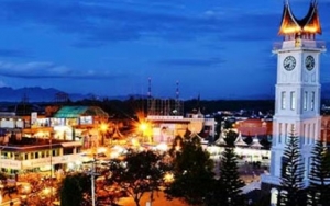 Alun-Alun Bukittinggi, Sumatera Barat