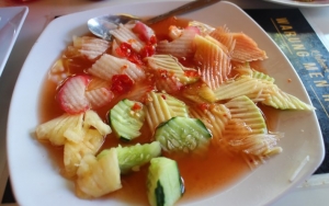 Berbagai Rasa di Rujak Kuah Pindang dari Bali