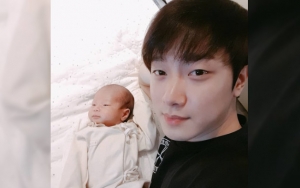  Unggah Foto Buah Hati, Netter Juluki Anak Minhwan F.T. Island dan Yulhee Eks Laboum Teddy Bear