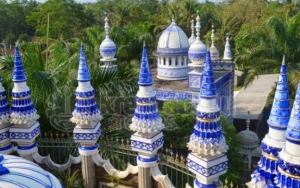 Masjid Tiban di Turen-Malang, Masjid Megah yang Kabarnya Dibangun Pasukan Jin