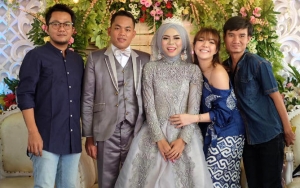 Gaun Nikah Pengasuh Putri Gisel Dikira Bolong, Penampakan 'Natasha Wilona' Bikin Gagal Fokus