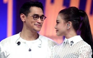 Digosipkan Sudah Nikah, Intip 10 Potret Kedekatan Rossa dan Afgan yang Sukses Bikin Baper