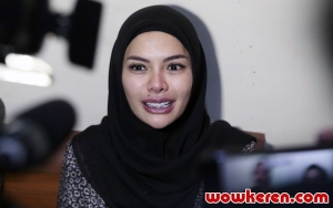 Meski Disebut Artis Sensasional, Begini Cara Nikita Mirzani Tunjukkan Perhatian pada Sang Anak