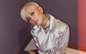 Kembaran dengan Beyonce dan Adele, Netter Heboh Tebak Harga Mikrofon Agnez Mo