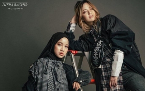 Nia Ramadhani Jadi Lambe Turah dan Seksi Bertopi Polisi, Chacha Gabung Hijab Squad Bikin Adem