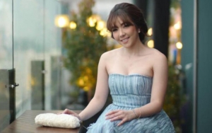 Nyanyi di Acara Nikahan, Warganet Malah Dibuat Salah Fokus Lihat Tubuh Gisella Anastasia