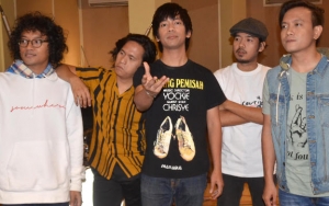 'Duet' dengan Mendiang Chrisye di 'Selamat Jalan Kekasih', D'Masiv Merinding