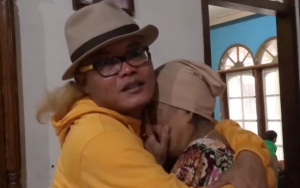 Diberi Kejutan Ulang Tahun, Tangis Ibunda Sule Pecah