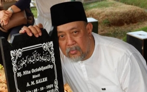 Beredar Meme Soal Rokok Jadi Penyebab Sang Istri Meninggal, Indro Warkop Beri Klarifikasi