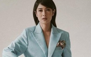 Pose Terbelalak, Dian Sastro Tetap Dipuji Netter