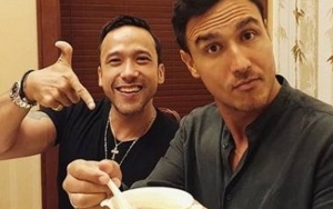 Hamish Daud Pose Bareng Maruli Tampubolon, Netter: Kok Mirip