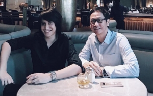 Addie MS Pangku Balita Menggemaskan Kode Minta Cucu, Netter Ramai panggil Kevin Aprilio