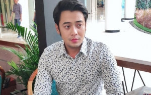 Masih Enggan Ungkap Identitas, Kriss Hatta Optimis Kekasih Barunya Bisa Temani Hingga Akhir Hayat