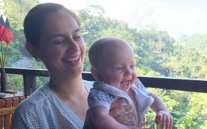  Baru Berusia 5 Bulan, Posisi Duduk Bayi Marissa Nasution Bikin Netter Khawatir