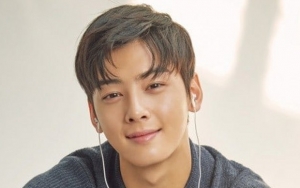 Pemotretan Untuk 1st Look, Cha Eunwoo Ungkap Sosok Berkesan Baginya