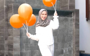 Pertama Kali Ungkap Wajah Calon Suami di Instagram, Melody Eks JKT48 Rilis Video Prewedding