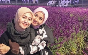 Ibunda Laudya Cynthia Bella Berulang Tahun ke-60, Penampilannya Jadi Sorotan
