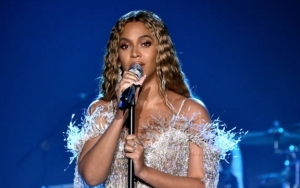 Dandan Jadi Beyonce Saat Halloween, Perawat Ini Dipecat