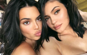 Kylie Jenner Bagikan Foto Masa Kecilnya Bareng Kendall, Mana Lebih Cantik?