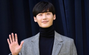 Visa Fanmeeting di Jakarta Bermasalah, Lee Jong Suk Dideportasi