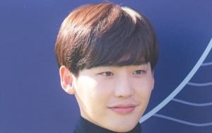 Promotor Minta Maaf Ngaku Ditipu, Lee Jong Suk Akhirnya Pulang ke Korea Dikawal Ketat