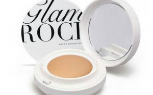 Mizzu Glam Rock Aqua Foundation dengan Plat Metal yang Higenis