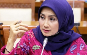 Sempat Pacaran Delapan Tahun, Desy Ratnasari Ungkap Alasan Batal Nikahi Irwan Mussry