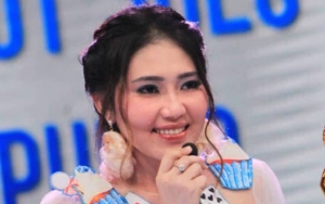 Pamer Foto Berhijab, Via Vallen Tuai Pujian Warganet