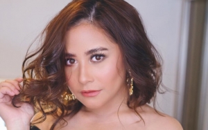 Rayakan Hari Diwali Dandan Cantik Bak Putri India, Prilly Latuconsina Gembok Kolom Komentar