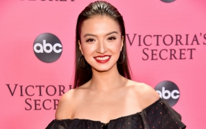 Warganet Heboh, Raline Shah Unggah Penampilan Seksi di Pink Carpet Victoria's Secret