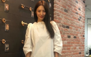 Dandanan Claudia Kim di Premiere 'Fantastic Beasts' Dikritik Netter Korea