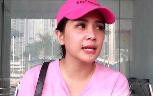 Nagita Slavina Bawa Jaket Mewah Cuma Ditenteng, Netter 'Terperosok' Tahu Harganya