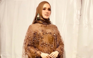 Ikut Kajian Bareng Syahrini, Mulan Jameela Menangis Usai Disapa Zaskia Sungkar