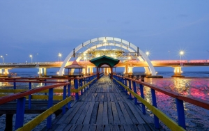 Ingin Menikmati Panorama Laut di Surabaya? Mari ke Pantai Ria Kenjeran