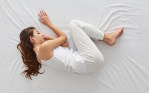 Tidur Seperti Janin Dalam Kandungan