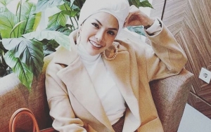 Nyanyi Sambil Joget Seksi, Nikita Mirzani Disindir Netter Soal Kehamilan