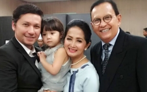 Diabadikan oleh Tompi, Potret Gading Marten Nangis Di Pelukan Ayahnya Ini Bikin Warganet Ikut Mewek