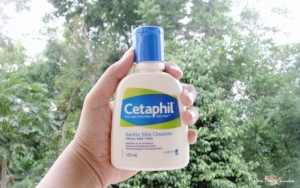 Cetaphil Gentle Skin Cleanser Dapat Menghapus Make Up dengan Baik