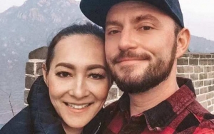 Umbar Foto Mesra, Dewi Rezer Akui Senang Jalan-Jalan Bareng Pacar Bule Ganteng