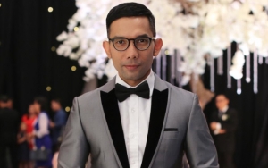 Indra Herlambang Pose Gagah Pakai Jas Rapi, Warganet Doakan Segera Susul Baim Wong