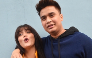 Hilda Vitria Pamer Video Masak Untuk Billy Syahputra, Netter Malah Debat Soal Ini