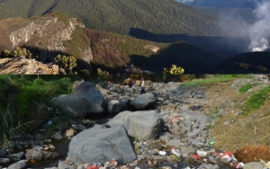 Terancam Rusak, Bank Sampah Dibuat di Jalur Pendakian Gunung Gede Pangrango
