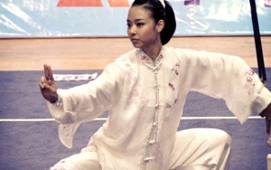 Lindswell Kwok Wanita Kelahiran Medan yang Mengenal Wushu Sejak Kecil